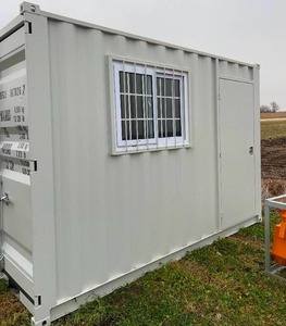 lot 425 image: 12 Foot Shipping Container w Side Door & Window