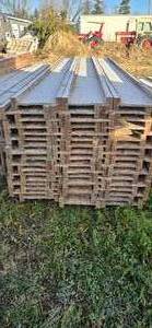 lot 35 image: Bundle of 50 I Joists