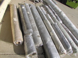 lot 32 image: Rolls of Carpet