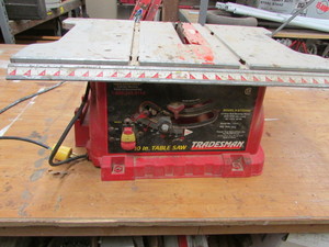 lot 59 image: 10 Table Saw