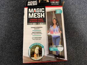 lot 53 image: Magic Mesh Magnetic Screen Door