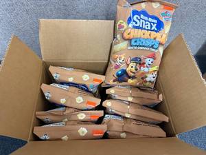 lot 187 image: 8 Bags Of Chickpea Crisps - White Cheddar