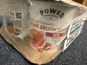 lot 201 image: 6 Packs Of Creamy Tomato Bone Broth Soup