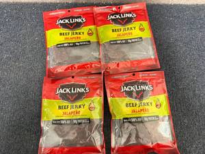 lot 217 image: 4 Bags Of Jack Links Beef Jerky - Jalepeno