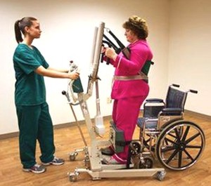 WOW WE RARELY GET THESE IN! MSRP $9,000&nbsp;EZ Way Smart Stand Sit to Stand Patient Lift 400lb Capacity Battery Powered&nbsp;W/Remote, Battery &amp; Charger - GREAT WORKING CONDITION!&nbsp; See Youtube To See How This Fantastic Lift Operates!