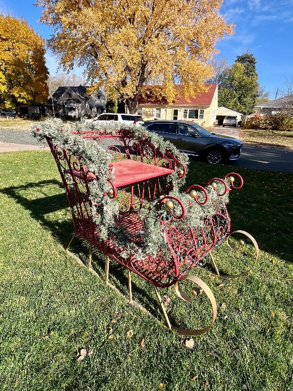 Large Little Canada Estate Auction Antiques Collectibles MORE K BID