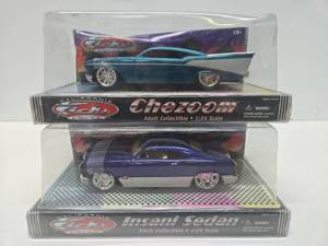 lot 70 image: 2 Mint in Box Kalifornia Kicks Diecast Metal Cars