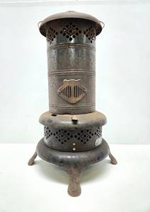 lot 134 image: Vintage 1930s era KALAMAZOO Stove