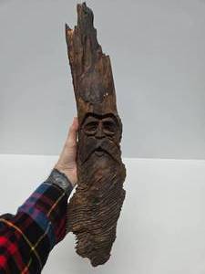 lot 136 image: Neat Old Carved Northwind Face Sculpture