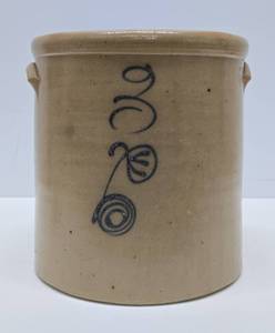 lot 168 image: Very Nice Antique 3 Gallon Salt Glaze Stoneware Crock 