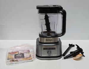 lot 209 image: Like-New Working NIJA Foodi Power Blender