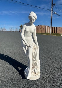 lot 151 image: Excellent LARGE Vintage Nude Sculpture - Helen of Troy by Universal Statuary