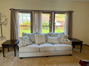 lot 270 image: Beautiful Clean Extra Deep Sofa