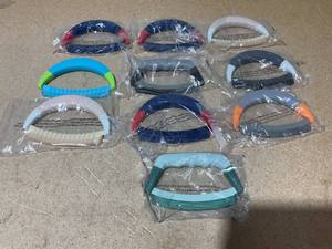 lot 218 image: LOT OF 10 Kuhn Rikon Straight Mezzaluna Knife Set Dishwasher Safe