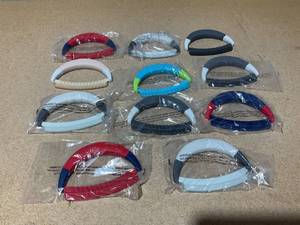 lot 223 image: LOT OF 11 Kuhn Rikon Straight Mezzaluna Knife Set Dishwasher Safe