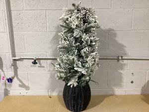 lot 311 image: Holiday Time 3.5 Pre-Lit Dakota Green Flocked Artificial Potted Christmas Tree with 35 Warm White LED Lights, by Holiday Time (Blown Fuse)