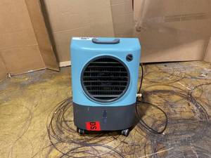 lot 99 image: Hessaire 1,300 CFM 2-Speed Portable Evaporative Cooler (Swamp Cooler) for 500 sq. ft. in Ice Blue (One Wheel Missing)