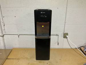 lot 79 image: Glacier Bay Matte Black and Stainless Steel Bottom Load Water Dispenser Product Depth (in.) 13.78 in Product Height (in.) 41.34 in Product Width (in.) 12.2 in