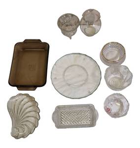 lot 22 image: Vintage Crystal serving items & other household items