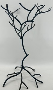 lot 22 image: Large Metal Tree Ornament Sculpture