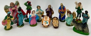 lot 28 image: Nativity Figurines Set & Assorted Christmas Figures