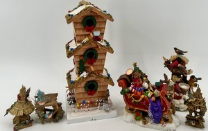 lot 31 image: Heritage Mint Ltd Christmas Ornaments & Snowy Birdhouses Sleigh Set