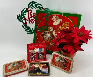 lot 48 image: Coca-Cola Nostalgia Playing Cards Tin Lot 4 Vintage Tins