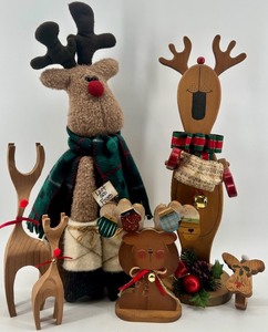 lot 65 image: Wooden and Plush Reindeer Display Set 