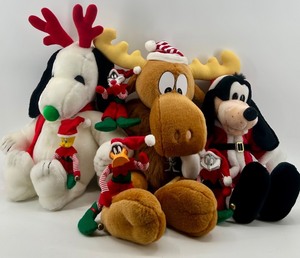 lot 66 image: Christmas Plush Lot & Snoopy, Bull Winkle, Goofy & Plush Figures