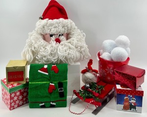 lot 71 image: Assorted Christmas Decor Boxes & Figurine Set