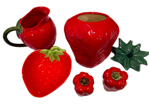 lot 3 image: Strawberry and Pepper Ceramic Kitchenware Collection