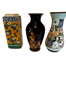 lot 46 image: Decorative Asian-Style Vases