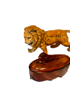 lot 59 image: Grouping of Four Lion and Big Cat Decorative Items