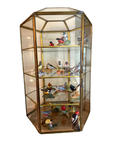 lot 69 image: Brass and Glass Hexagonal Curio Cabinet with Porcelain Bird Collection