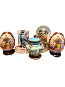 lot 82 image: Grouping of Five Decorative Asian-Themed Miniatures