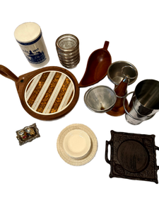 lot 159 image: Bulk Assortment of Vintage Kitchen, Bar, and Decorative Accents