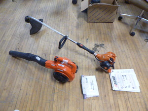 lot 21 image: Weed Trimmer and Blower