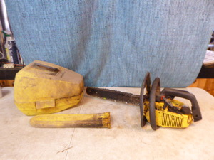 lot 22 image: McCulloch 14 Power Mac Chain Saw