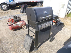 lot 41 image: Even Embers Gas Grill