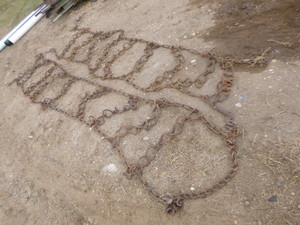 lot 6 image: Set of Tractor Tire Chains