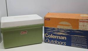 lot 128 image: Very Cool Vintage COLEMAN Avocado Green Cooler wOriginal Box