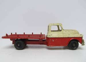 lot 13 image: Vintage HUBLEY Cast Metal 1950s Toy Pickup Truck