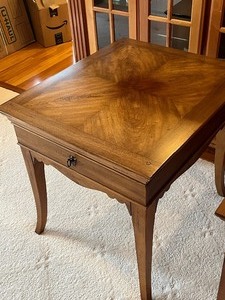 lot 187 image: 2 Excellent Condition & Quality Side Tables by National Mt. Airy Furniture
