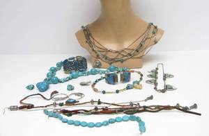 lot 201 image: Nice Estate Lot of Assorted Southwestern Jewelry