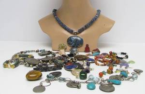 lot 202 image: Nice Estate Lot of Assorted Gemstone Jewelry