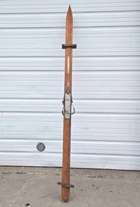 lot 306 image: Nice LARGE Pair of Vintage Wooden Gerber Bros Snow Skis