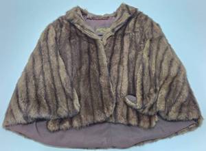 lot 332 image: Nice Vintage Genuine Mink Fur Stole  Cape from Minneapolis