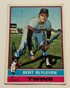 lot 5C image: Bert Blyleven Signed 1976 Topps #235 Vintage Minnesota Twins Baseball Card