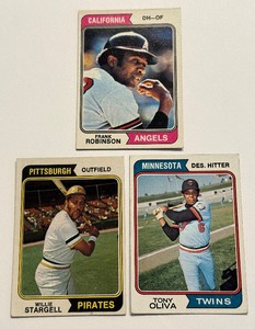 lot 24D image: (3) 1974 Topps Star Cards - Oliva, Stargell, Robinson Vintage Baseball