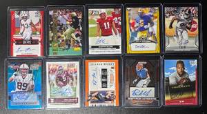 lot 108B image: 10-Card Packers RC Auto Football Card Lot (All players have been on the Packers team at one point in their career) (2)